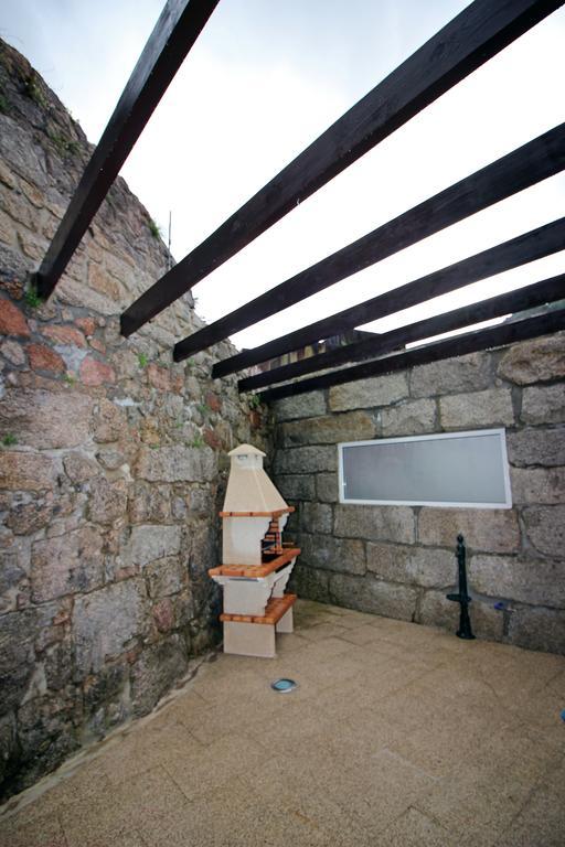 Geresiana Apartamentos Esterno foto